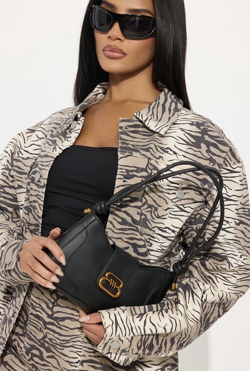 Baddie Knotted Faux Leather Handbag - Black