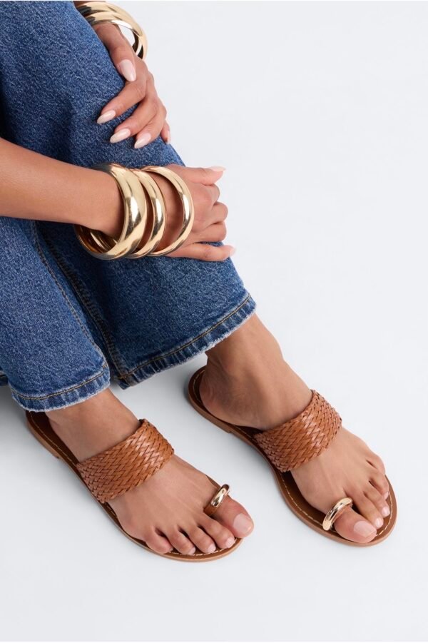 Huntington Beach Toe Ring Sandals - Tan