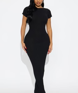Nomi Low Back Sweater Maxi Dress - Black