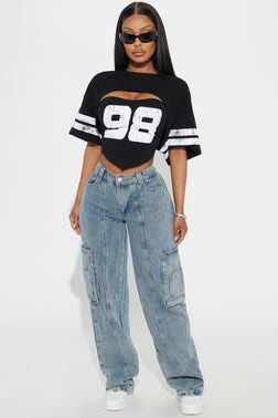 MC-0070 Always On The Move Cargo Straight Leg Jeans - Medium Wash